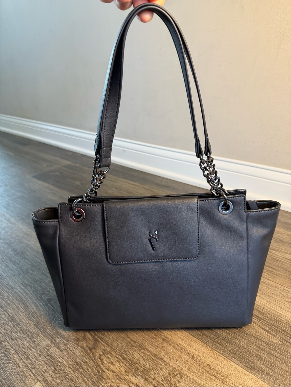Simply Vera Vera Wang Black Chain-Accent Shoulder Bag